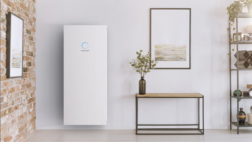 Batteria accumulo Sonnen hybrid 9.53/10 con Inverter integrato per fotovoltaico capacità 10 kWh con Inverter da 6 kW